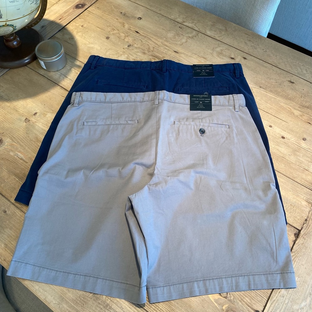 Banana Republic Lived-In chino shorts (2 pair, Grey/Navy)
